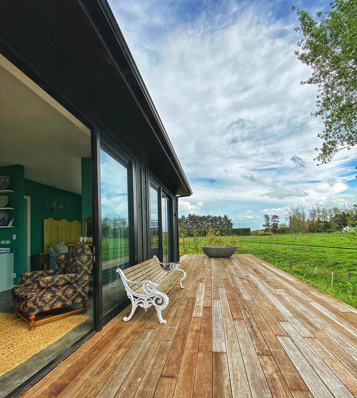 Stablehouse Garden Shed Villa Masterton Bagian luar foto