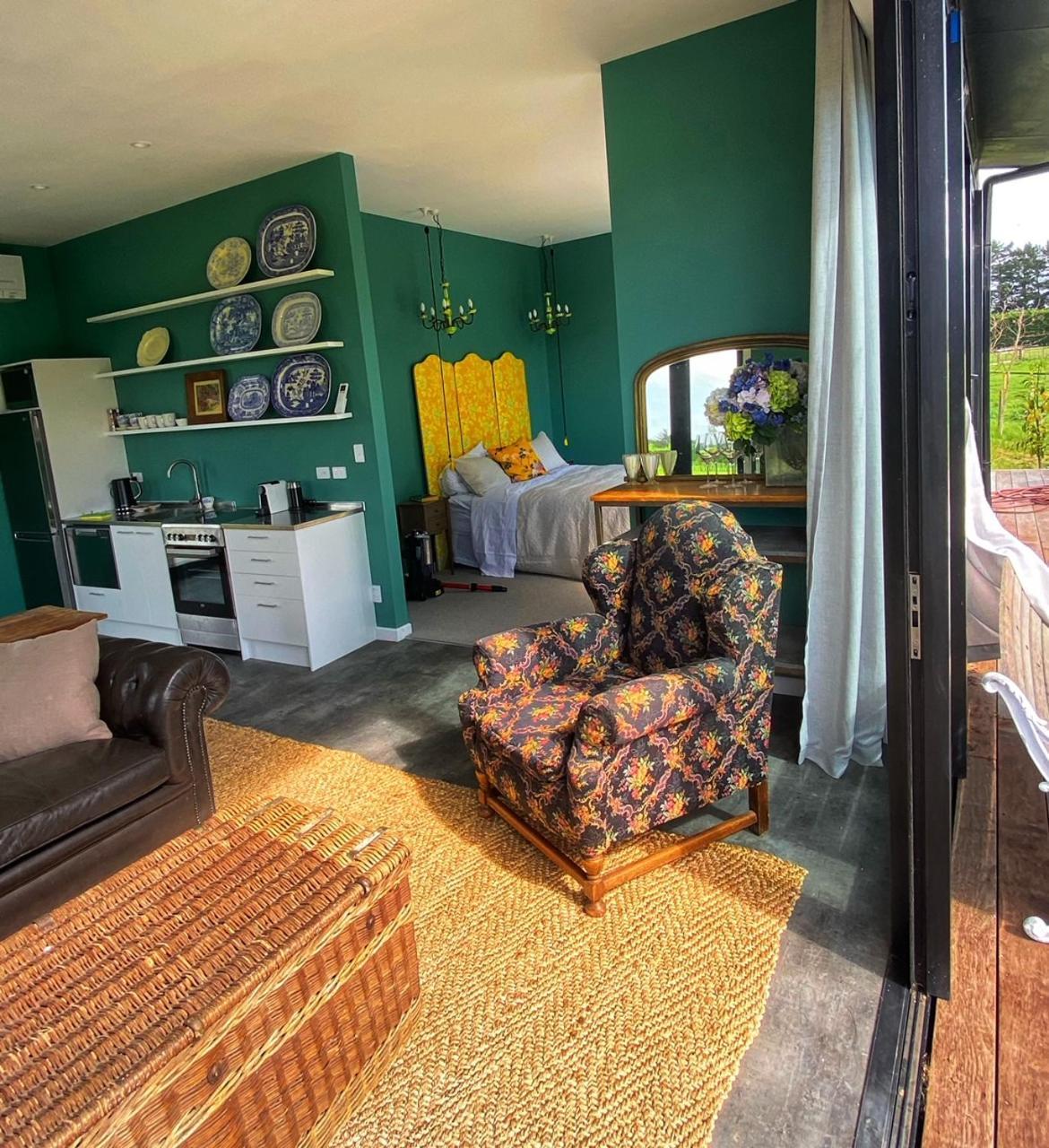 Stablehouse Garden Shed Villa Masterton Bagian luar foto
